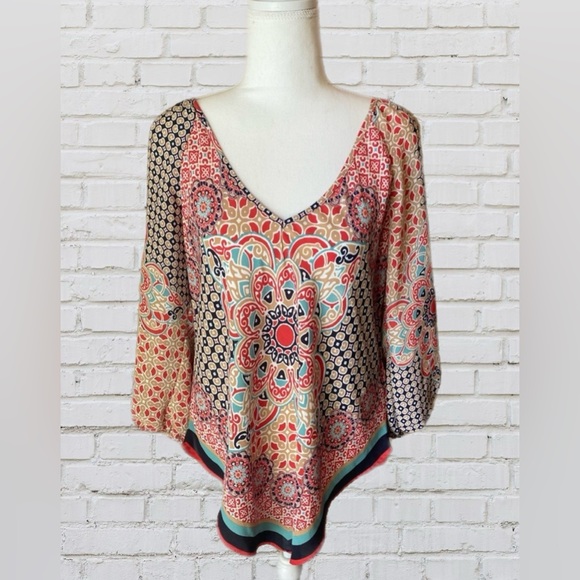 BLOUSE Top Silky Print Sz L  by HeartSoul V-Shape Bottom - Picture 10 of 10